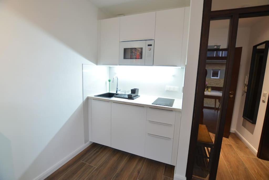 Studio 7 City Lage Mit Garage Naehe Koeln Bonn سيغبورغ المظهر الخارجي الصورة