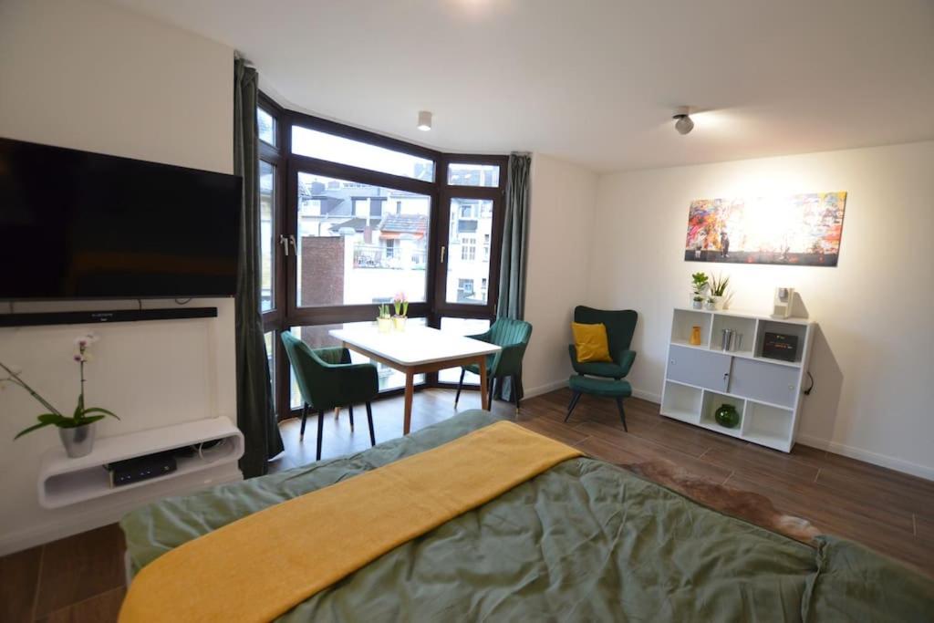 Studio 7 City Lage Mit Garage Naehe Koeln Bonn سيغبورغ المظهر الخارجي الصورة